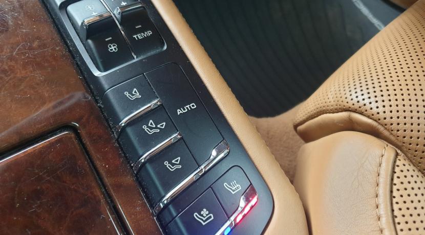 Porsche Panamera 4.8 V8 500 TURBO