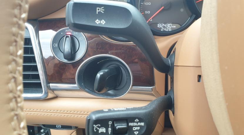 Porsche Panamera 4.8 V8 500 TURBO