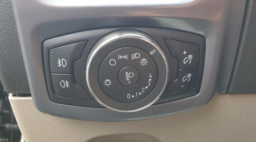 Ford Transit Custom 2.2 TDCI 155 310 L2H1 CABINE APPROFONDIE AMBIENTE