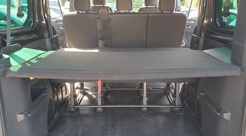 Renault Trafic 3 Combi III (2) COMBI 2.0 DCI 145 INTENS L1 8PL