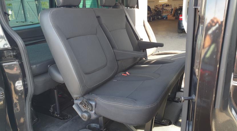 Renault Trafic 3 Combi III (2) COMBI 2.0 DCI 145 INTENS L1 8PL