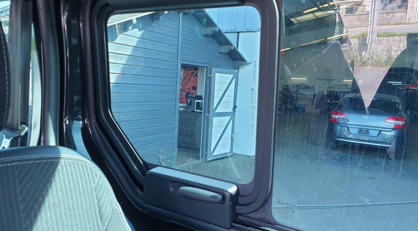 Renault Trafic 3 Combi III (2) COMBI 2.0 DCI 145 INTENS L1 8PL