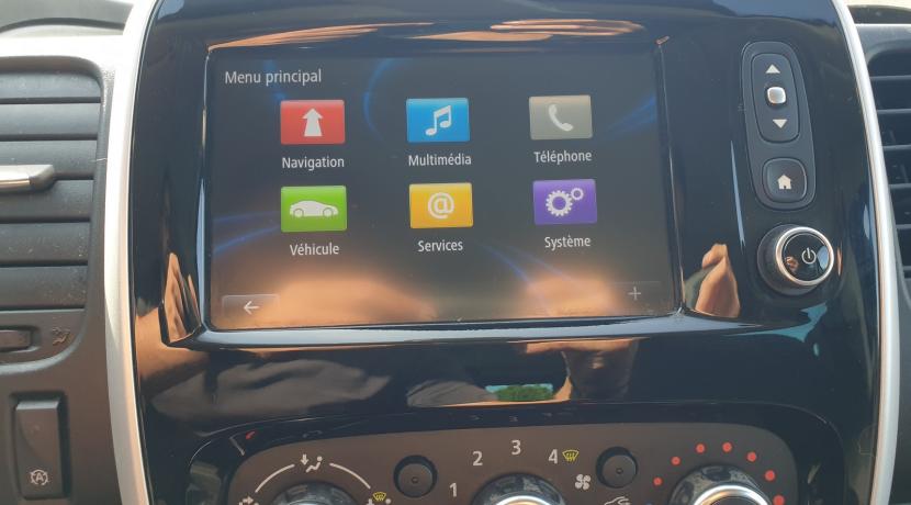 Renault Trafic 3 Combi III (2) COMBI 2.0 DCI 145 INTENS L1 8PL