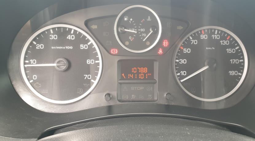 Peugeot Partner Tepee II (3) 1.6 BLUEHDI 100 OUTDOOR