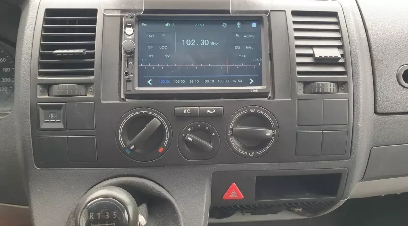 Volkswagen Transporter FGN VITRE CM 2.5 TDI 130 2.8T 4MOTION