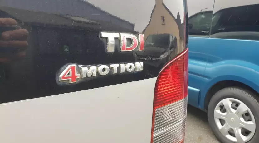 Volkswagen Transporter FGN VITRE CM 2.5 TDI 130 2.8T 4MOTION