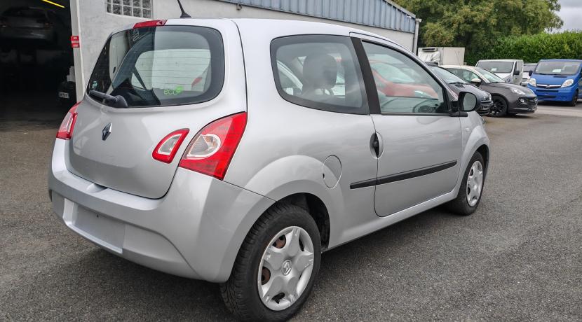 Renault Twingo 2 II (2) 1.2 LEV 16V 75 LIFE ECO2