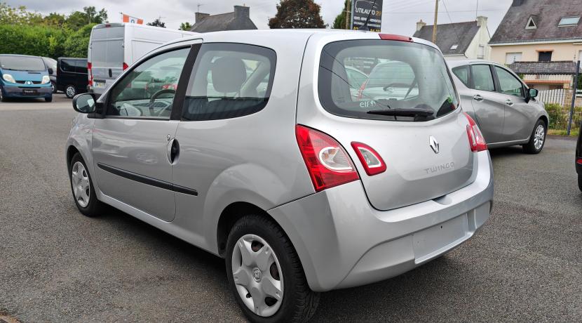 Renault Twingo 2 II (2) 1.2 LEV 16V 75 LIFE ECO2