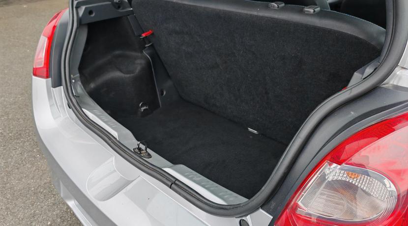 Renault Twingo 2 II (2) 1.2 LEV 16V 75 LIFE ECO2