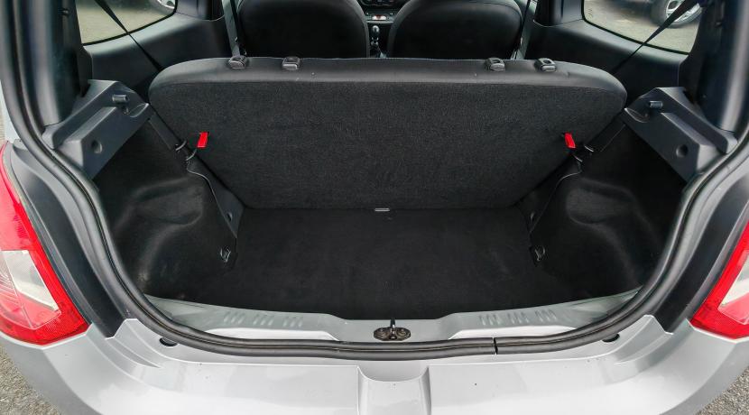 Renault Twingo 2 II (2) 1.2 LEV 16V 75 LIFE ECO2