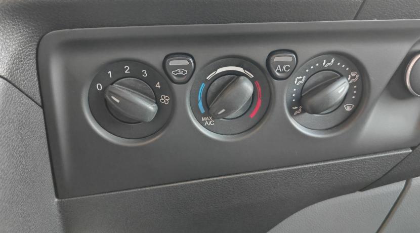 Ford Transit Custom (2) FOURGON 2.0 ECOBLUE 130 300 L2H1 AMBIENTE