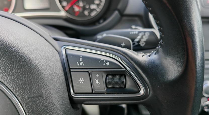 Audi A1 1.4 TFSI 122 AMBIENTE S TRONIC