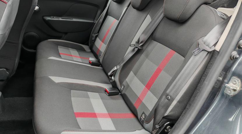 Dacia Sandero 2 Stepway II (2) STEPWAY 0.9 TCE 90 TECHROAD