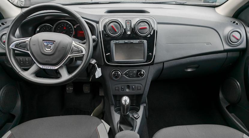 Dacia Sandero 2 Stepway II (2) STEPWAY 0.9 TCE 90 TECHROAD