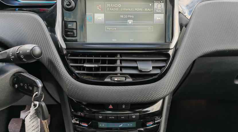 Peugeot 2008 1.6 BLUEHDI 100 S&amp;S ALLURE