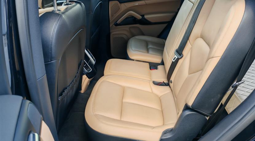 Porsche Cayenne 2 II (2) 3.0 V6 D 262 TIPTRONIC