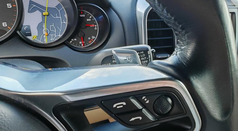 Porsche Cayenne 2 II (2) 3.0 V6 D 262 TIPTRONIC