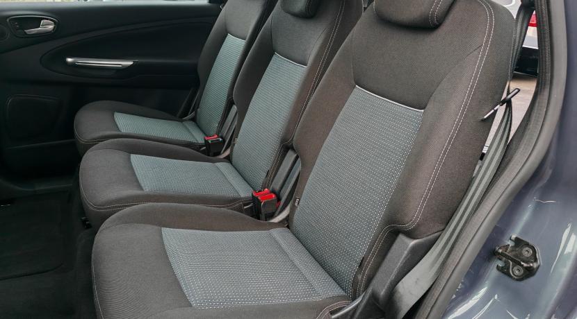 Ford S-max (2) 2.0 TDCI 140 FAP TREND POWERSHIFT