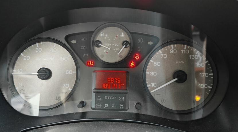 Peugeot Partner Tepee II 1.6 HDI 90 TEPEE STYLE