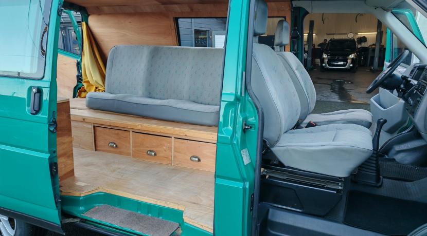 Volkswagen Transporter Fourgon 2.4D 80 COURT D 5P