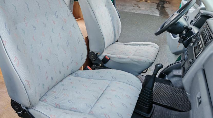 Volkswagen Transporter Fourgon 2.4D 80 COURT D 5P