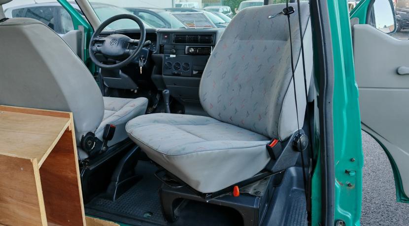 Volkswagen Transporter Fourgon 2.4D 80 COURT D 5P