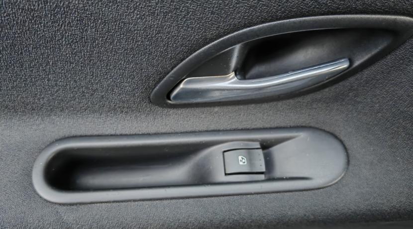 Renault Espace 4 IV  2.0 DCI 130 EXPRESSION