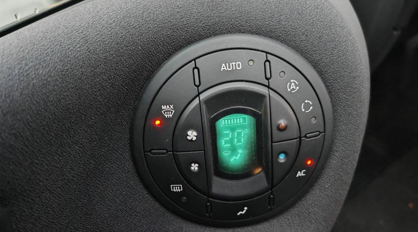 Renault Espace 4 IV  2.0 DCI 130 EXPRESSION