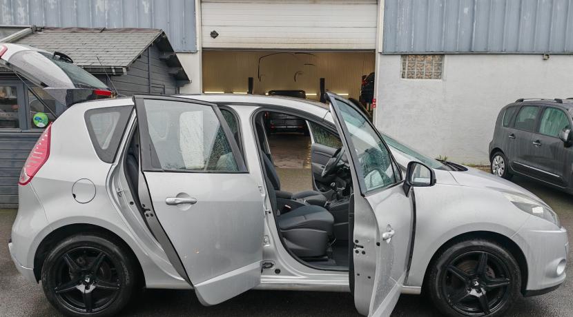 Renault Scenic 3 III 1.5 DCI 105 EXPRESSION