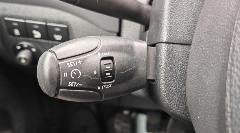 Peugeot Partner 2 Fourgon II (2) 1.6 BLUEHDI 100 S&amp;S STANDARD PREMIUM