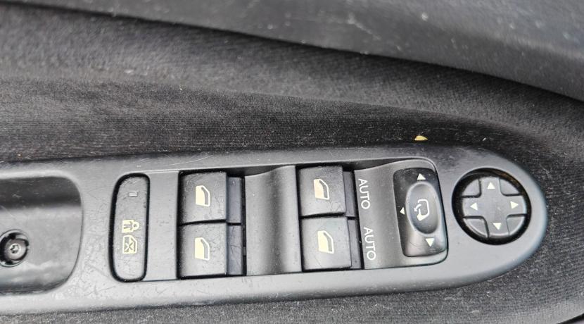 Citroen C3 Picasso 1.6 HDI 90 EXCLUSIVE