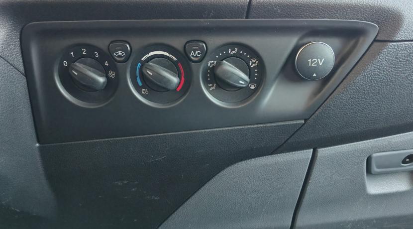 Ford Transit Custom 2.2 TDCI 100 270 L1H1 TREND