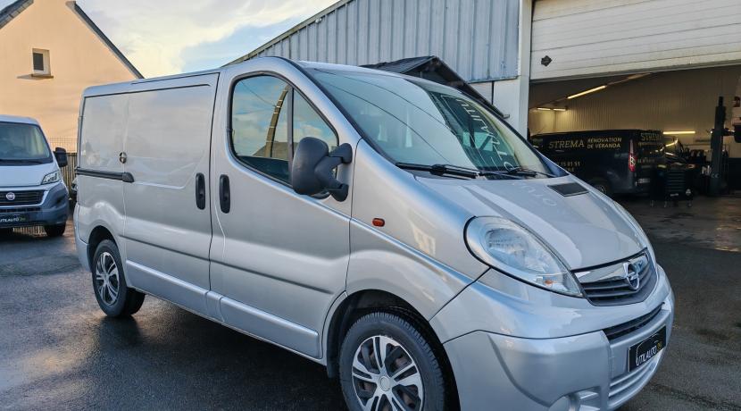 Opel Vivaro FOURGON F2700 C1 2.0 CDTI 115